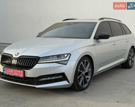 Серый Шкода Суперб, объемом двигателя 2 л и пробегом 201 тыс. км за 23999 $, фото 2 на Automoto.ua