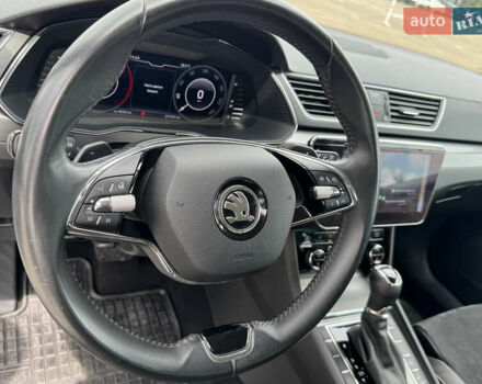 Шкода Суперб 2021 у Києві на Automoto.ua Сірий Шкода Суперб, об'ємом двигуна 1.97 л та пробігом 252 тис. км за 22300 $, фото 15 на Automoto.ua