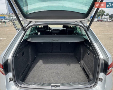 Шкода Суперб 2021 у Києві на Automoto.ua Сірий Шкода Суперб, об'ємом двигуна 1.97 л та пробігом 252 тис. км за 22300 $, фото 13 на Automoto.ua