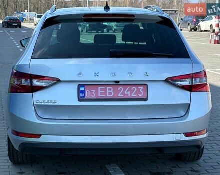 Сірий Шкода Суперб, об'ємом двигуна 2 л та пробігом 270 тис. км за 20999 $, фото 5 на Automoto.ua