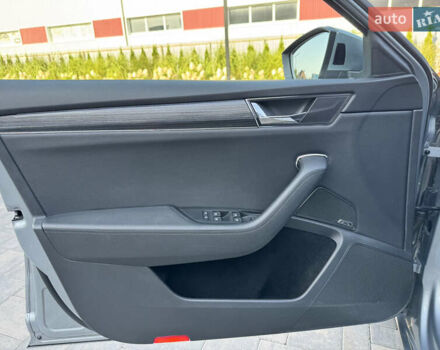 Серый Шкода Суперб, объемом двигателя 2 л и пробегом 183 тыс. км за 22900 $, фото 14 на Automoto.ua