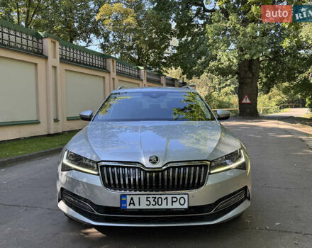 Шкода Суперб 2021 у Києві на Automoto.ua Сірий Шкода Суперб, об'ємом двигуна 1.97 л та пробігом 252 тис. км за 22300 $, фото 6 на Automoto.ua