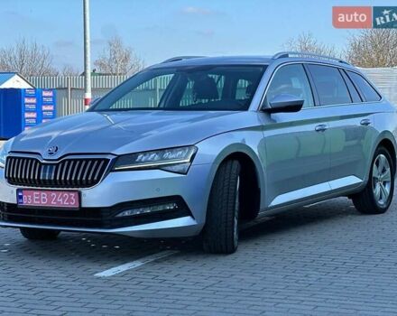 Сірий Шкода Суперб, об'ємом двигуна 2 л та пробігом 270 тис. км за 20999 $, фото 1 на Automoto.ua