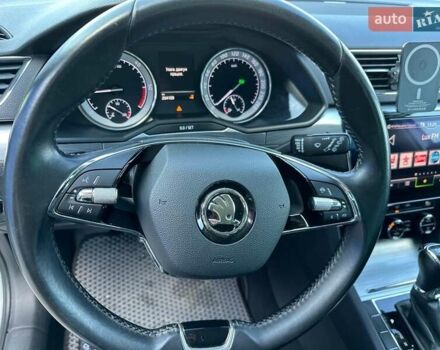 Сірий Шкода Суперб, об'ємом двигуна 2 л та пробігом 270 тис. км за 20999 $, фото 13 на Automoto.ua