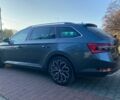 Сірий Шкода Суперб, об'ємом двигуна 2 л та пробігом 13 тис. км за 9000 $, фото 3 на Automoto.ua