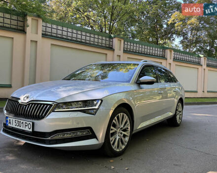 Шкода Суперб 2021 у Києві на Automoto.ua Сірий Шкода Суперб, об'ємом двигуна 1.97 л та пробігом 252 тис. км за 22300 $, фото 4 на Automoto.ua