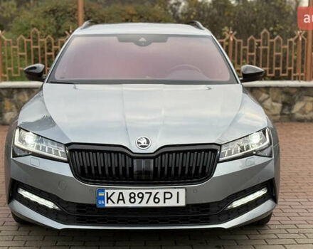 Сірий Шкода Суперб, об'ємом двигуна 1.97 л та пробігом 199 тис. км за 35000 $, фото 1 на Automoto.ua
