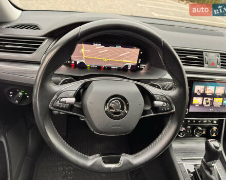 Серый Шкода Суперб, объемом двигателя 2 л и пробегом 183 тыс. км за 22800 $, фото 18 на Automoto.ua