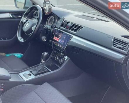 Серый Шкода Суперб, объемом двигателя 1.97 л и пробегом 273 тыс. км за 19200 $, фото 17 на Automoto.ua