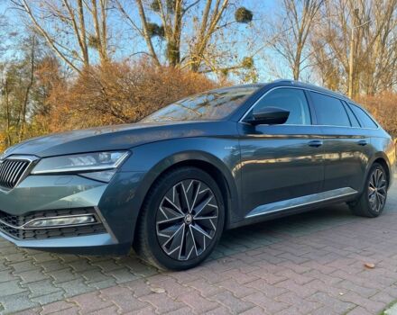Сірий Шкода Суперб, об'ємом двигуна 2 л та пробігом 13 тис. км за 9000 $, фото 1 на Automoto.ua