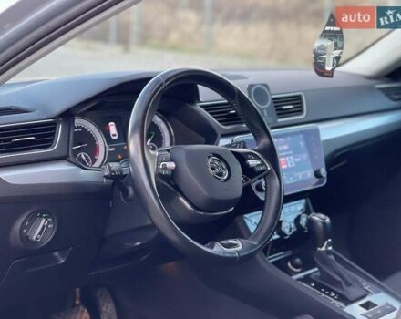 Серый Шкода Суперб, объемом двигателя 1.97 л и пробегом 273 тыс. км за 19200 $, фото 16 на Automoto.ua