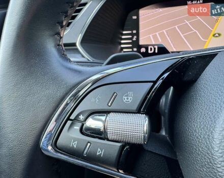 Серый Шкода Суперб, объемом двигателя 2 л и пробегом 183 тыс. км за 22900 $, фото 23 на Automoto.ua