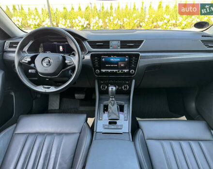 Серый Шкода Суперб, объемом двигателя 2 л и пробегом 183 тыс. км за 22900 $, фото 32 на Automoto.ua