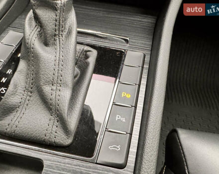 Серый Шкода Суперб, объемом двигателя 2 л и пробегом 183 тыс. км за 22800 $, фото 44 на Automoto.ua