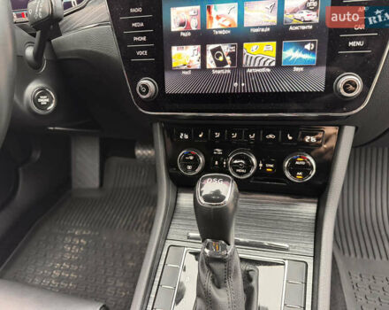 Серый Шкода Суперб, объемом двигателя 2 л и пробегом 183 тыс. км за 22800 $, фото 31 на Automoto.ua