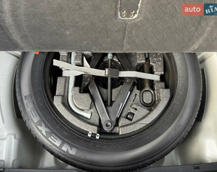 Серый Шкода Суперб, объемом двигателя 2 л и пробегом 201 тыс. км за 23999 $, фото 31 на Automoto.ua