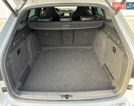 Серый Шкода Суперб, объемом двигателя 2 л и пробегом 201 тыс. км за 23999 $, фото 29 на Automoto.ua