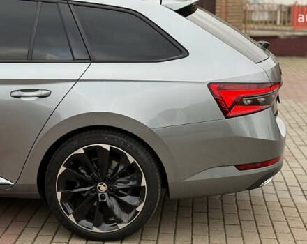 Сірий Шкода Суперб, об'ємом двигуна 1.97 л та пробігом 199 тис. км за 35000 $, фото 7 на Automoto.ua