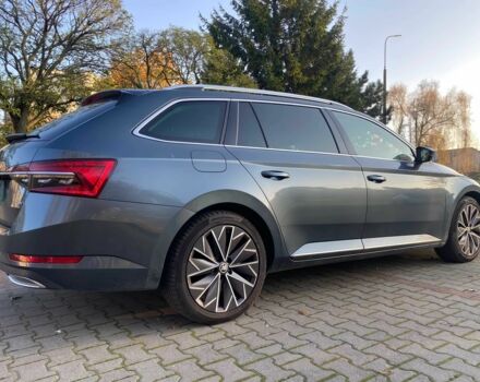 Сірий Шкода Суперб, об'ємом двигуна 2 л та пробігом 13 тис. км за 9000 $, фото 2 на Automoto.ua