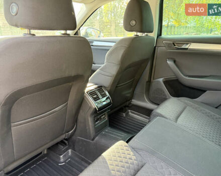 Серый Шкода Суперб, объемом двигателя 1.97 л и пробегом 196 тыс. км за 24300 $, фото 25 на Automoto.ua