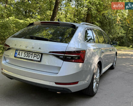 Шкода Суперб 2021 у Києві на Automoto.ua Сірий Шкода Суперб, об'ємом двигуна 1.97 л та пробігом 252 тис. км за 22300 $, фото 3 на Automoto.ua