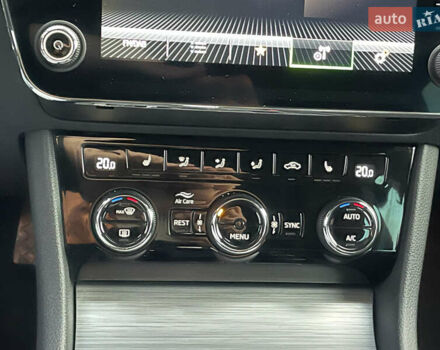 Шкода Суперб 2022 в Луцке на Automoto.ua Серый Шкода Суперб, объемом двигателя 1.97 л и пробегом 172 тыс. км за 20881 $, фото 50 на Automoto.ua