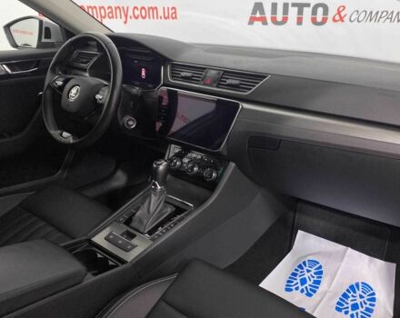 Сірий Шкода Суперб, об'ємом двигуна 2 л та пробігом 195 тис. км за 25550 $, фото 6 на Automoto.ua