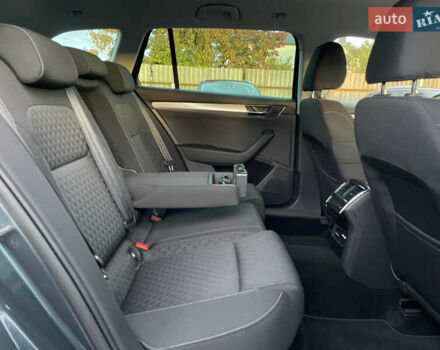 Шкода Суперб 2022 в Луцке на Automoto.ua Серый Шкода Суперб, объемом двигателя 1.97 л и пробегом 172 тыс. км за 20881 $, фото 31 на Automoto.ua