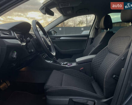 Шкода Суперб 2022 в Луцке на Automoto.ua Серый Шкода Суперб, объемом двигателя 1.97 л и пробегом 172 тыс. км за 20881 $, фото 19 на Automoto.ua