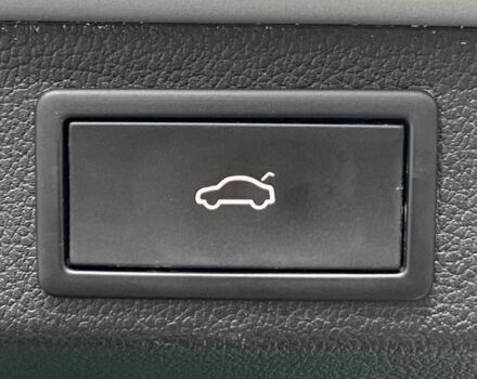 Сірий Шкода Суперб, об'ємом двигуна 2 л та пробігом 195 тис. км за 25550 $, фото 17 на Automoto.ua