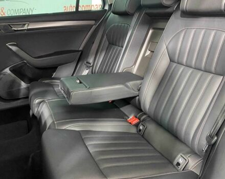 Сірий Шкода Суперб, об'ємом двигуна 2 л та пробігом 195 тис. км за 25550 $, фото 9 на Automoto.ua