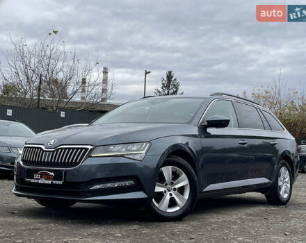 Шкода Суперб 2022 в Луцке на Automoto.ua Серый Шкода Суперб, объемом двигателя 1.97 л и пробегом 172 тыс. км за 20881 $, фото 3 на Automoto.ua
