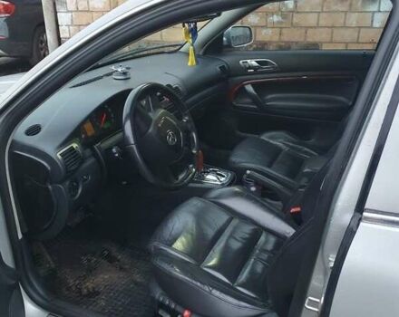 Сірий Шкода Суперб, об'ємом двигуна 2.5 л та пробігом 299 тис. км за 4700 $, фото 1 на Automoto.ua