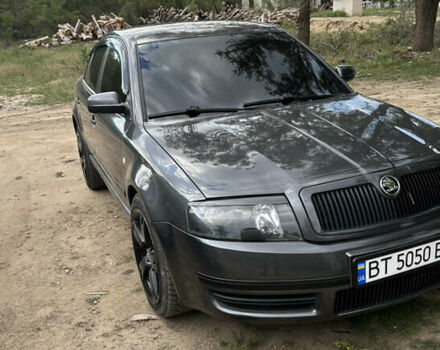 Сірий Шкода Суперб, об'ємом двигуна 1.9 л та пробігом 390 тис. км за 5600 $, фото 1 на Automoto.ua