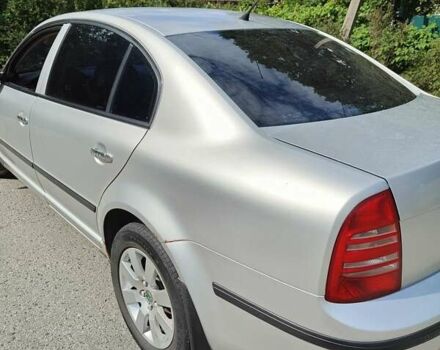 Серый Шкода Суперб, объемом двигателя 1.78 л и пробегом 200 тыс. км за 4400 $, фото 8 на Automoto.ua