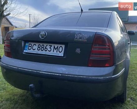 Серый Шкода Суперб, объемом двигателя 1.9 л и пробегом 474 тыс. км за 4500 $, фото 3 на Automoto.ua