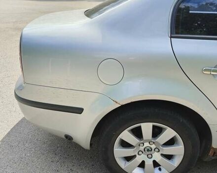 Серый Шкода Суперб, объемом двигателя 1.78 л и пробегом 200 тыс. км за 4400 $, фото 5 на Automoto.ua