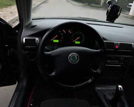 Шкода Суперб 2002 в Львове на Automoto.ua Серый Шкода Суперб, объемом двигателя 1.98 л и пробегом 243 тыс. км за 5900 $, фото 30 на Automoto.ua