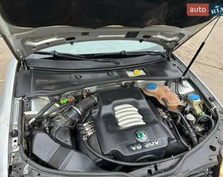 Сірий Шкода Суперб, об'ємом двигуна 2.8 л та пробігом 351 тис. км за 3800 $, фото 3 на Automoto.ua