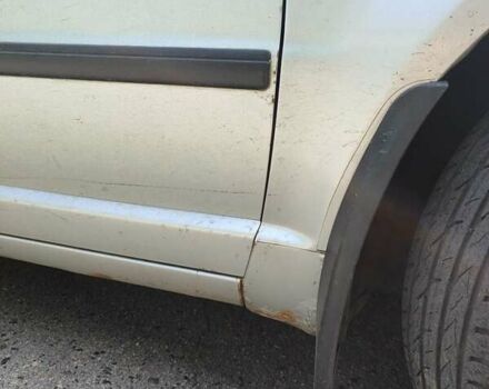 Серый Шкода Суперб, объемом двигателя 1.78 л и пробегом 200 тыс. км за 4400 $, фото 2 на Automoto.ua