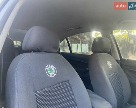 Серый Шкода Суперб, объемом двигателя 1.9 л и пробегом 320 тыс. км за 4000 $, фото 14 на Automoto.ua