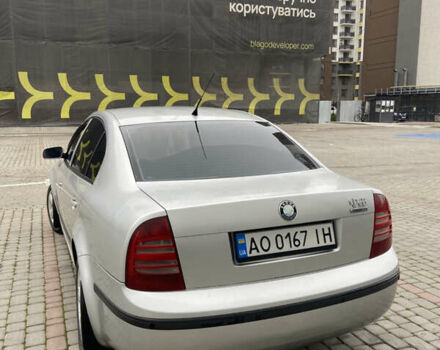 Сірий Шкода Суперб, об'ємом двигуна 2 л та пробігом 300 тис. км за 2899 $, фото 5 на Automoto.ua