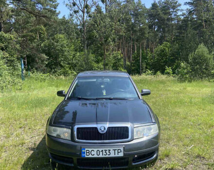 Серый Шкода Суперб, объемом двигателя 1.9 л и пробегом 320 тыс. км за 4000 $, фото 2 на Automoto.ua