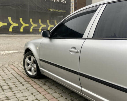 Сірий Шкода Суперб, об'ємом двигуна 2 л та пробігом 300 тис. км за 2899 $, фото 8 на Automoto.ua