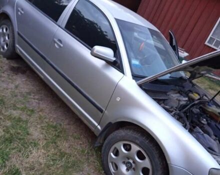 Серый Шкода Суперб, объемом двигателя 1.9 л и пробегом 180 тыс. км за 3000 $, фото 9 на Automoto.ua