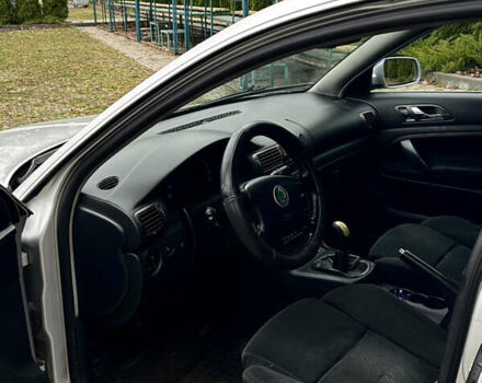 Серый Шкода Суперб, объемом двигателя 2.77 л и пробегом 327 тыс. км за 5500 $, фото 10 на Automoto.ua