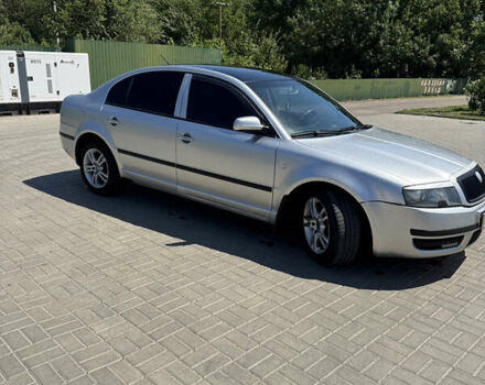 Сірий Шкода Суперб, об'ємом двигуна 2.8 л та пробігом 290 тис. км за 3600 $, фото 1 на Automoto.ua