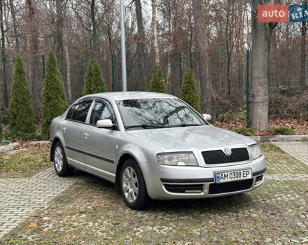 Серый Шкода Суперб, объемом двигателя 2.77 л и пробегом 327 тыс. км за 5500 $, фото 2 на Automoto.ua