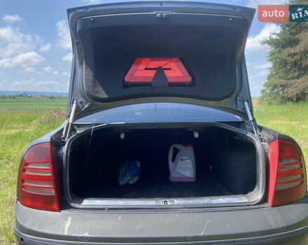 Серый Шкода Суперб, объемом двигателя 1.9 л и пробегом 320 тыс. км за 4000 $, фото 7 на Automoto.ua