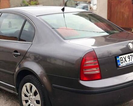 Шкода Суперб 2003 в Хмельницком на Automoto.ua Серый Шкода Суперб, объемом двигателя 1.78 л и пробегом 218 тыс. км за 4200 $, фото 8 на Automoto.ua